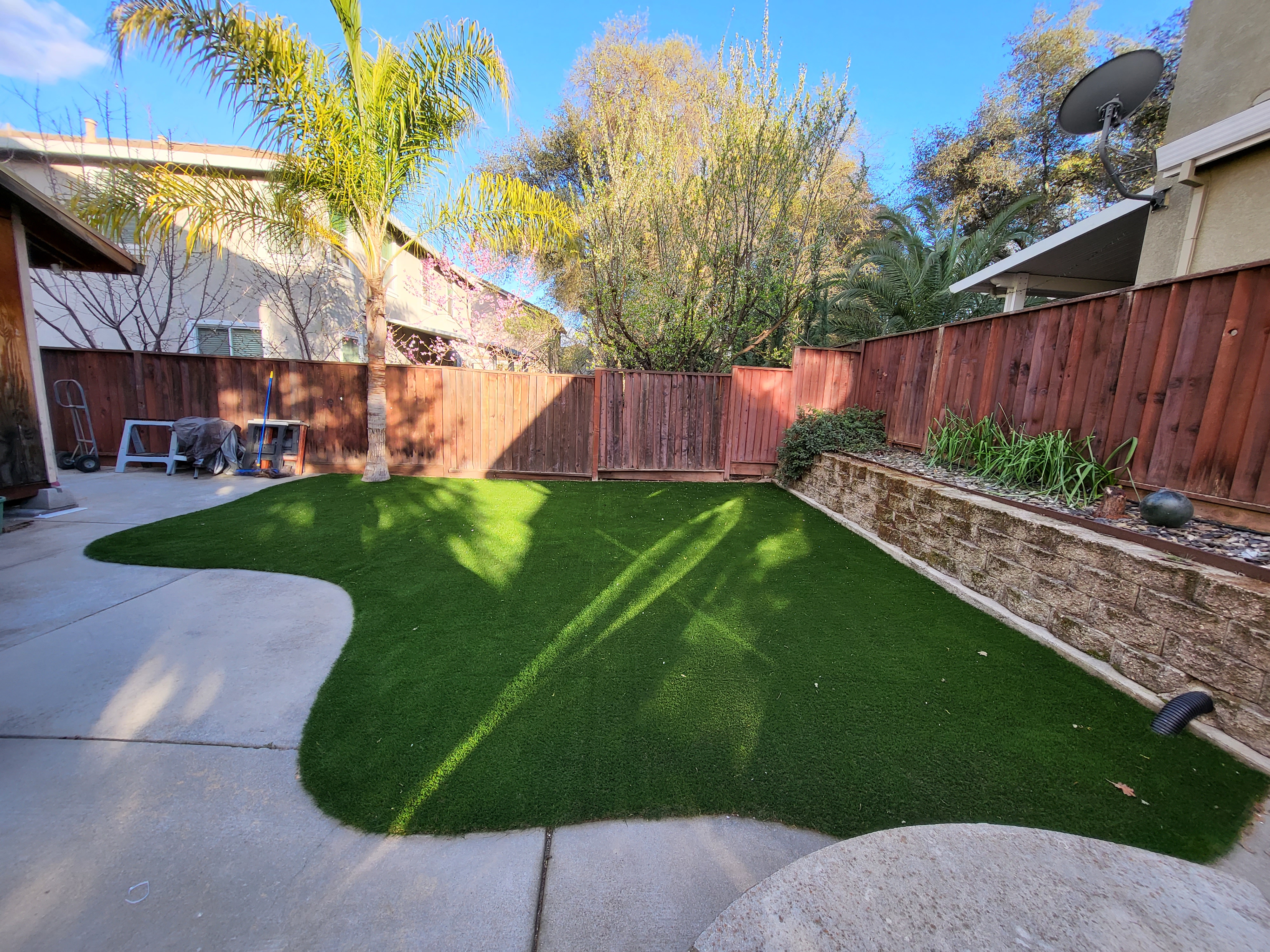 Artificial grass image 3